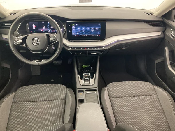 SKODA Octavia Combi (2021) — foto 27 van 36