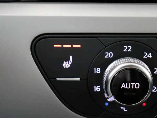 AUDI A4 (2020) — foto 18 van 28