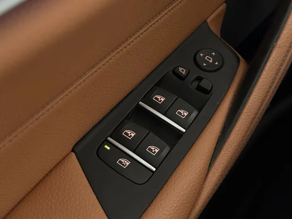 BMW 520 (2022) — foto 21 van 35