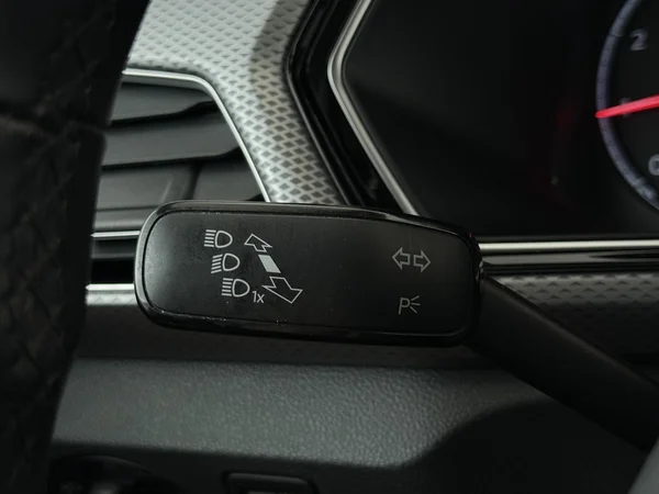 VOLKSWAGEN T-Cross (2021) — foto 15 van 26