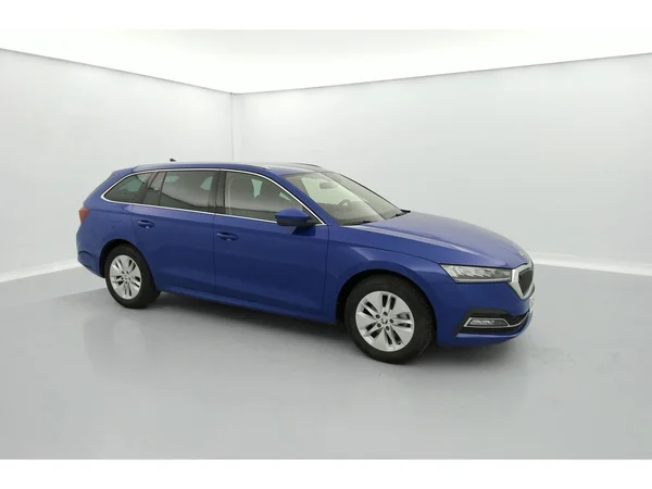 SKODA Octavia SW Dsl (2024) — foto 11 van 36