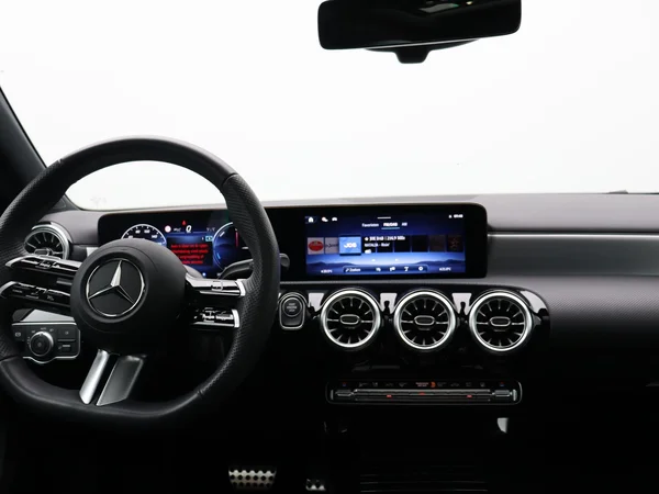 Mercedes-Benz A-Klasse (2025) — foto 6 van 20