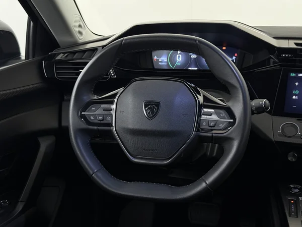 PEUGEOT 308 (2022) — foto 14 van 27