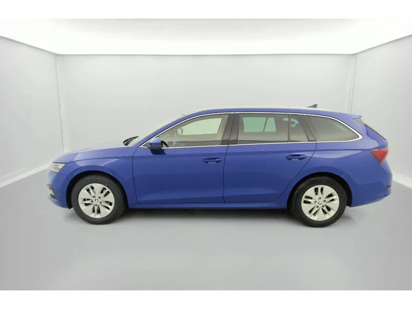 SKODA Octavia Combi (2022) — foto 31 van 35