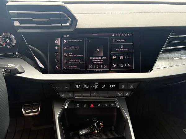 AUDI A3 Sportback (2025) — foto 10 van 24