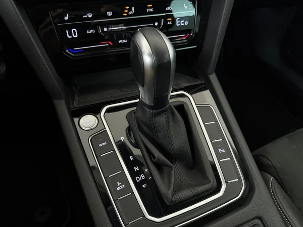 VOLKSWAGEN Passat Variant (2022) — foto 4 van 33