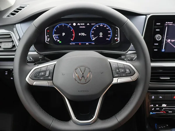 VOLKSWAGEN T-Cross (2026) — foto 3 van 21