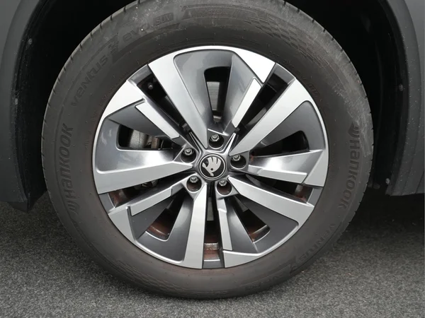 SKODA Kodiaq (2025) — foto 26 van 28