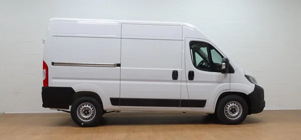 Opel Movano (2025) — foto 10 van 17
