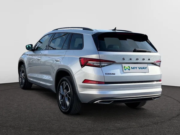 SKODA Kodiaq (2023) — foto 7 van 14