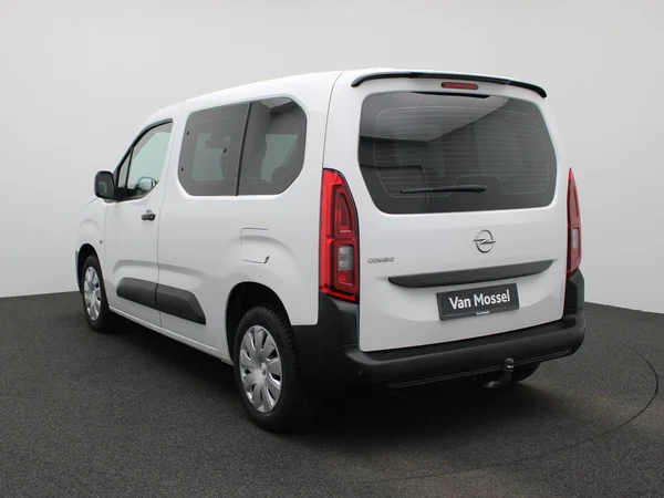 Opel Combo Life (2022) — foto 12 van 35