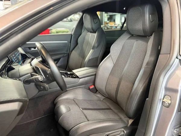 Peugeot 508 SW (2023) — foto 16 van 20