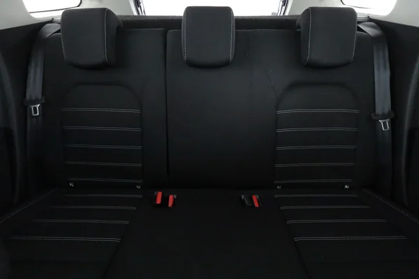 Dacia Duster (2018) — foto 6 van 16