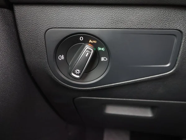 VOLKSWAGEN Tiguan eHybrid (PHEV) (2023) — foto 21 van 33