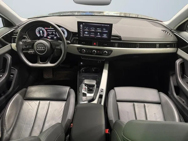 AUDI A4 (2022) — foto 6 van 30