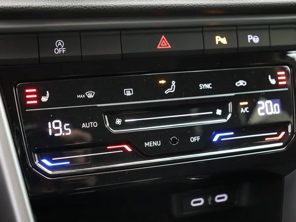 VOLKSWAGEN T-Roc (2026) — foto 14 van 15