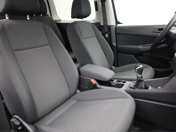 VOLKSWAGEN Caddy Maxi Dsl (2025) — foto 13 van 18