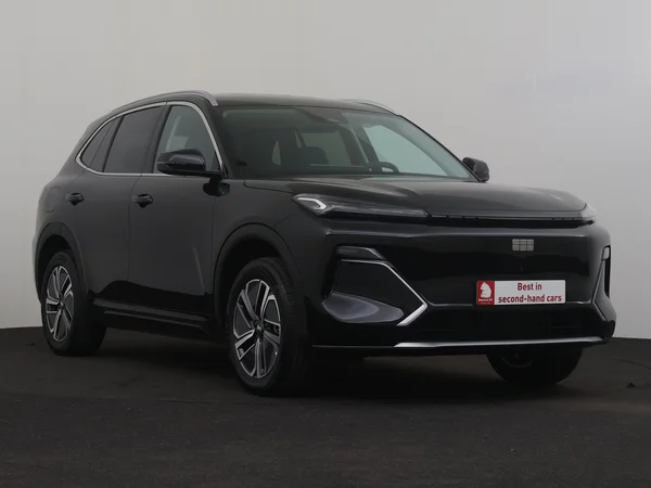 GEELY Starray EM-i (2026) — foto 24 van 29
