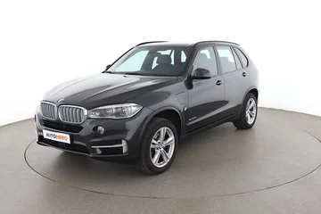 BMW X5 ca3530db-f5c8-4342-85b8-e1607f92bd8a