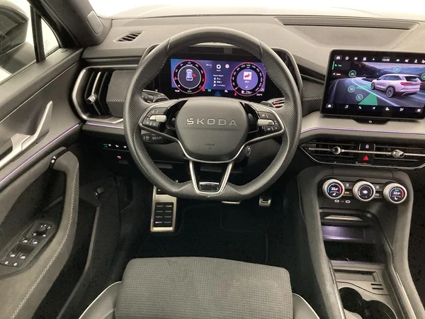 SKODA Kodiaq (2025) — foto 8 van 36