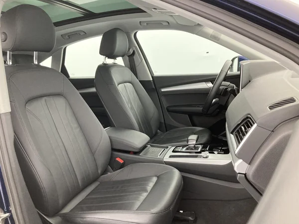 AUDI Q5 Sportback (2022) — foto 16 van 36