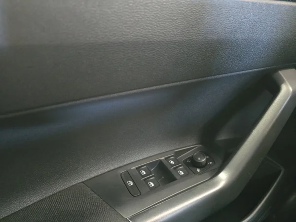 VOLKSWAGEN Taigo (2025) — foto 5 van 23