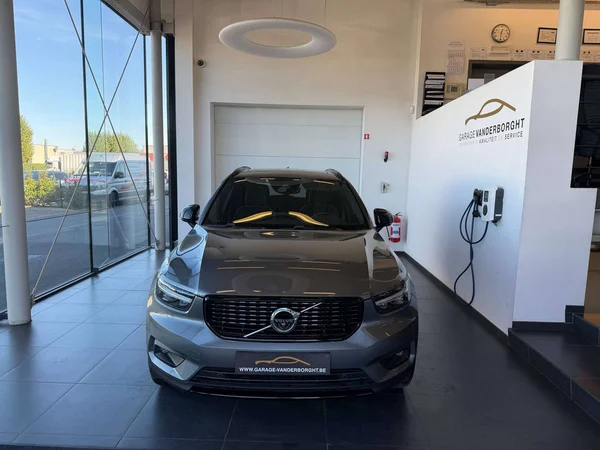 Volvo XC40 (2018) — foto 12 van 23