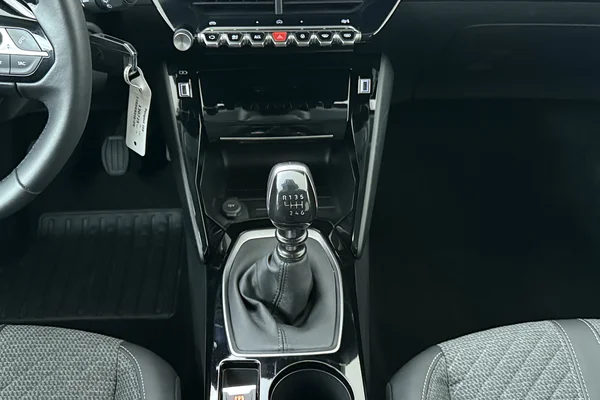 Peugeot 208 (2025) — foto 4 van 19