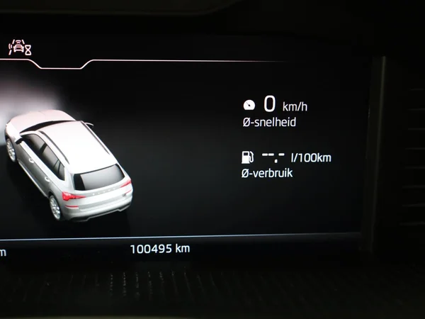 SKODA Kamiq Dsl (2020) — foto 8 van 20