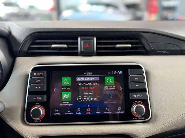 Nissan Micra (2021) — foto 5 van 19