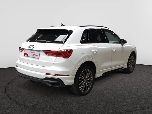 AUDI Q3 PHEV (2023) — foto 19 van 22