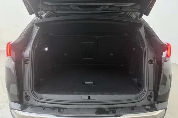 Peugeot 3008 (2020) — foto 15 van 19