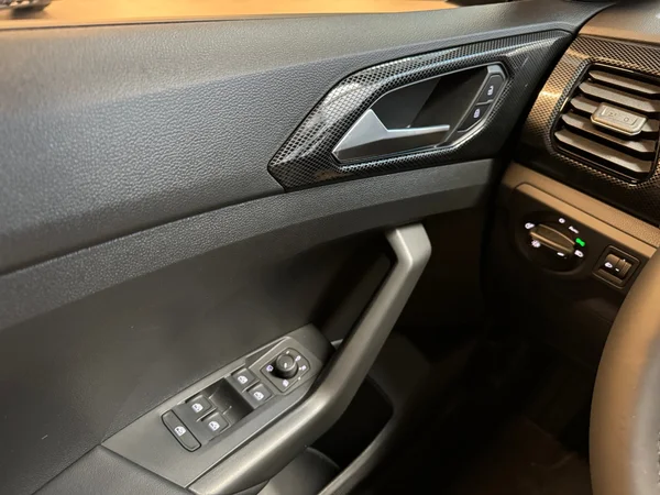 VOLKSWAGEN T-Cross (2025) — foto 23 van 23