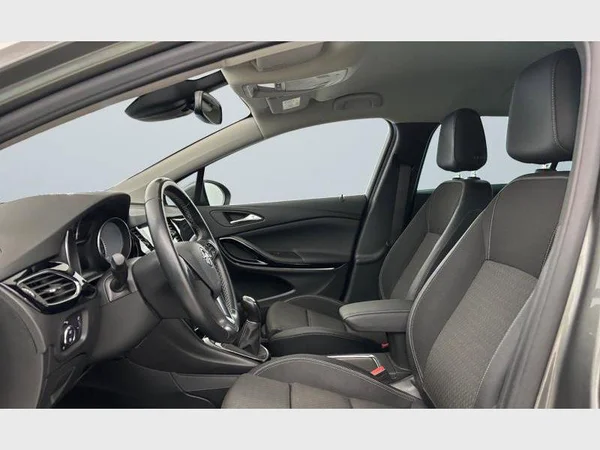 Opel Astra Sports Tourer (2019) — foto 25 van 25