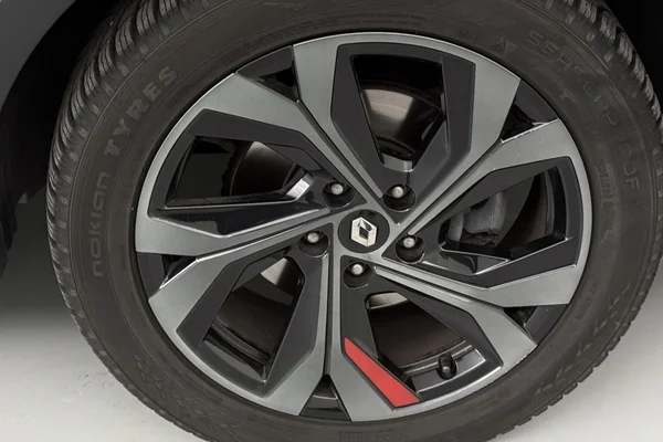 Renault Arkana E-TECH (HEV) (2022) — foto 20 van 36