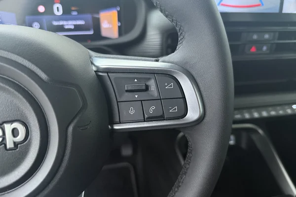 Jeep Avenger (2025) — foto 8 van 20