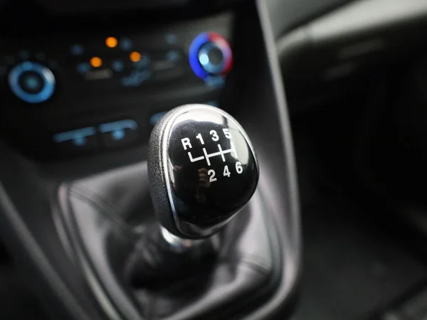 Ford Transit Connect (2020) — foto 19 van 45