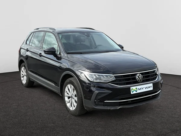 VOLKSWAGEN Tiguan (2023) — foto 20 van 21