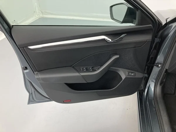 SKODA Octavia Combi (2021) — foto 11 van 36
