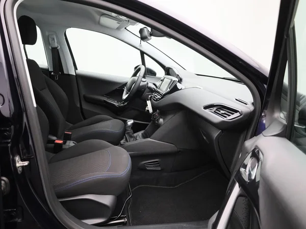 Peugeot 208 (2019) — foto 25 van 36