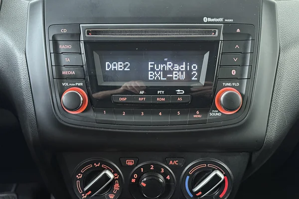 Suzuki Swift (2021) — foto 2 van 21