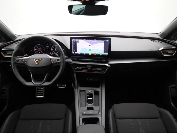 CUPRA Leon ST e-Hybrid (PHEV) (2025) — foto 19 van 20