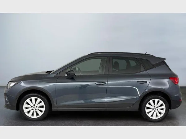 Seat Arona (2023) — foto 10 van 15