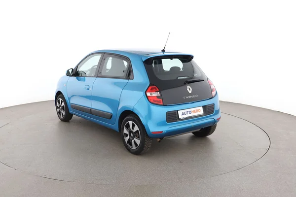 Renault Twingo (2016) — foto 10 van 16