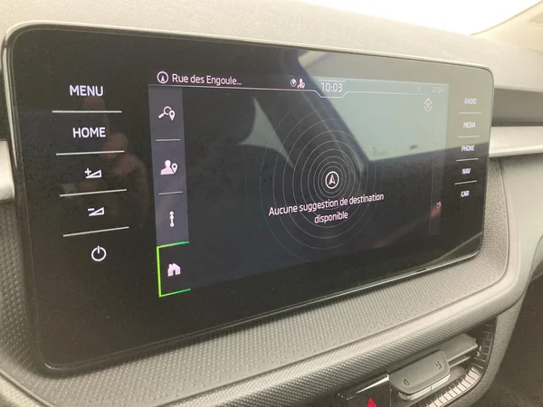 SKODA Fabia (2022) — foto 18 van 36