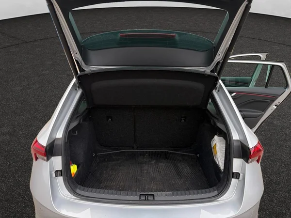 SKODA Scala (2024) — foto 10 van 14