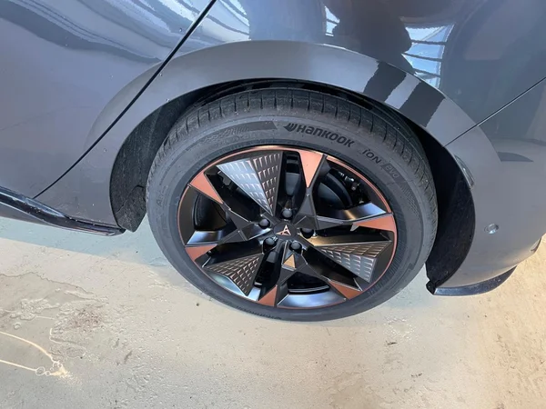 CUPRA Born (2026) — foto 3 van 21