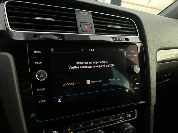 Volkswagen Golf (2019) — foto 4 van 21