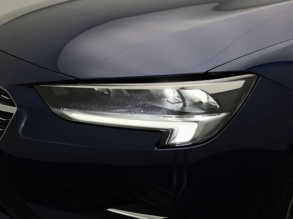 Opel Insignia (2022) — foto 9 van 37