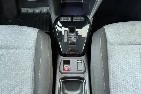 Opel Corsa (2025) — foto 4 van 21